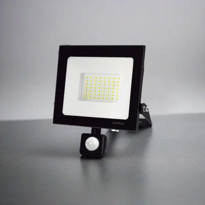 Reflector LED 50W 5.000 lm IP65 con sensor de movimiento LIGHTECH